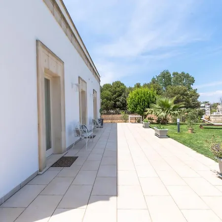 Puntuso Casa Vacanze Матино