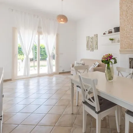 Летний дом Puntuso Casa Vacanze Матино