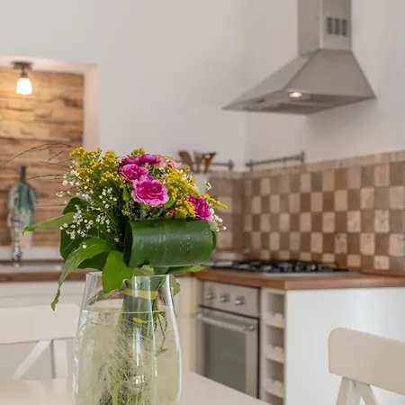 Puntuso Casa Vacanze Летний дом Матино