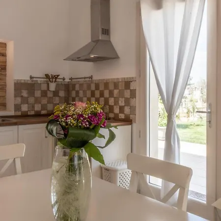 Puntuso Casa Vacanze Летний дом *