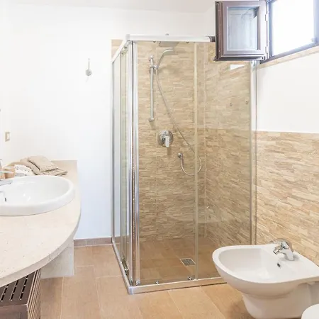 Puntuso Casa Vacanze Летний дом *